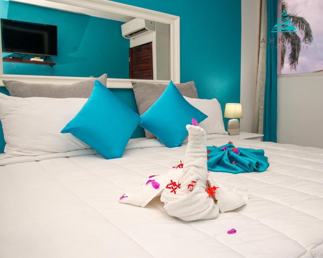 Ahnvee Resort (Adults Only) Sosua Bagian luar foto