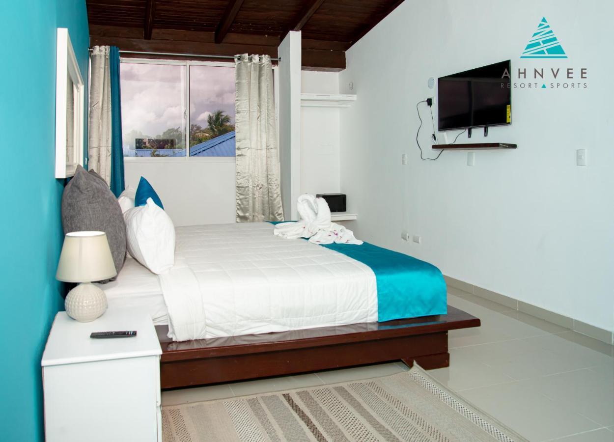 Ahnvee Resort (Adults Only) Sosua Bagian luar foto