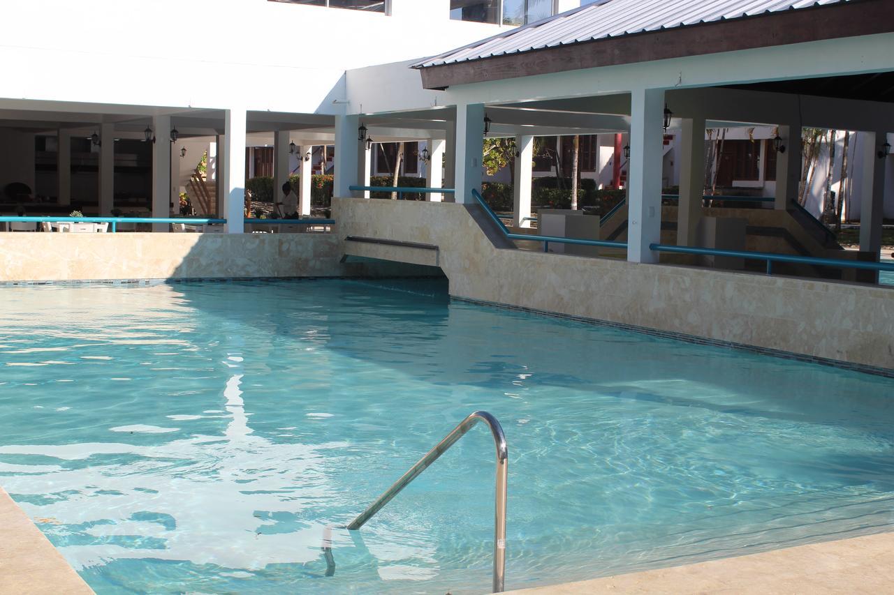 Ahnvee Resort (Adults Only) Sosua Bagian luar foto