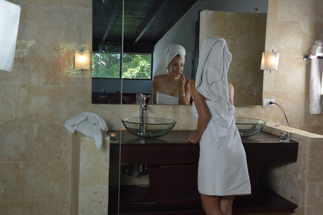 Ahnvee Resort (Adults Only) Sosua Bagian luar foto