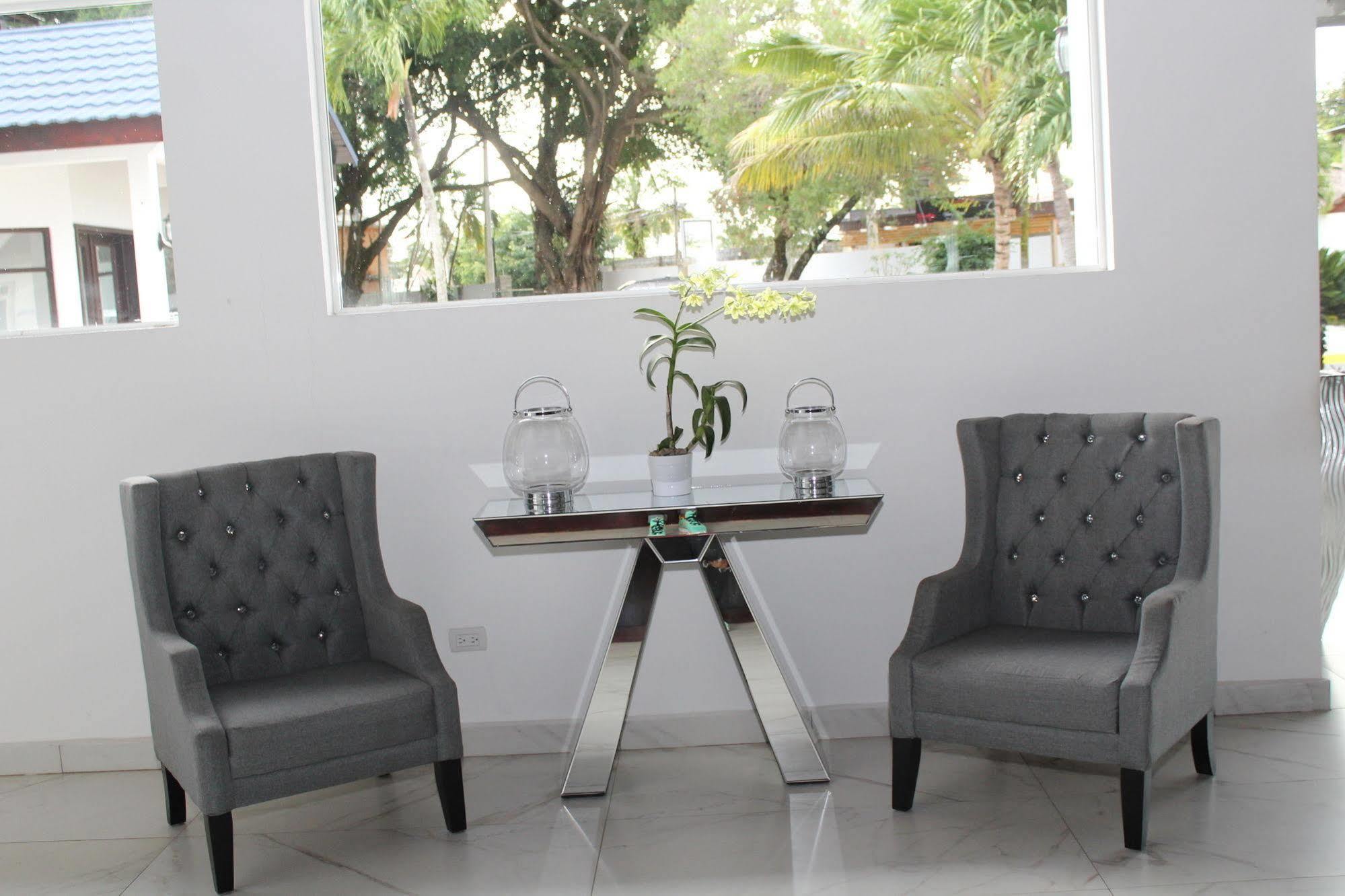 Ahnvee Resort (Adults Only) Sosua Bagian luar foto